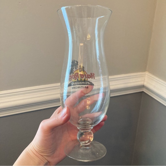 4/$10 - Hard Rock Cafe Baltimore Hurricane Glass - Picture 3 of 5